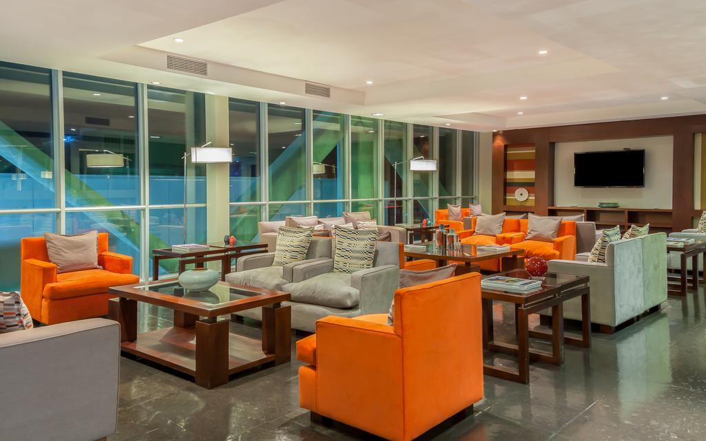 Four Points By Sheraton Los Angeles Exterior photo