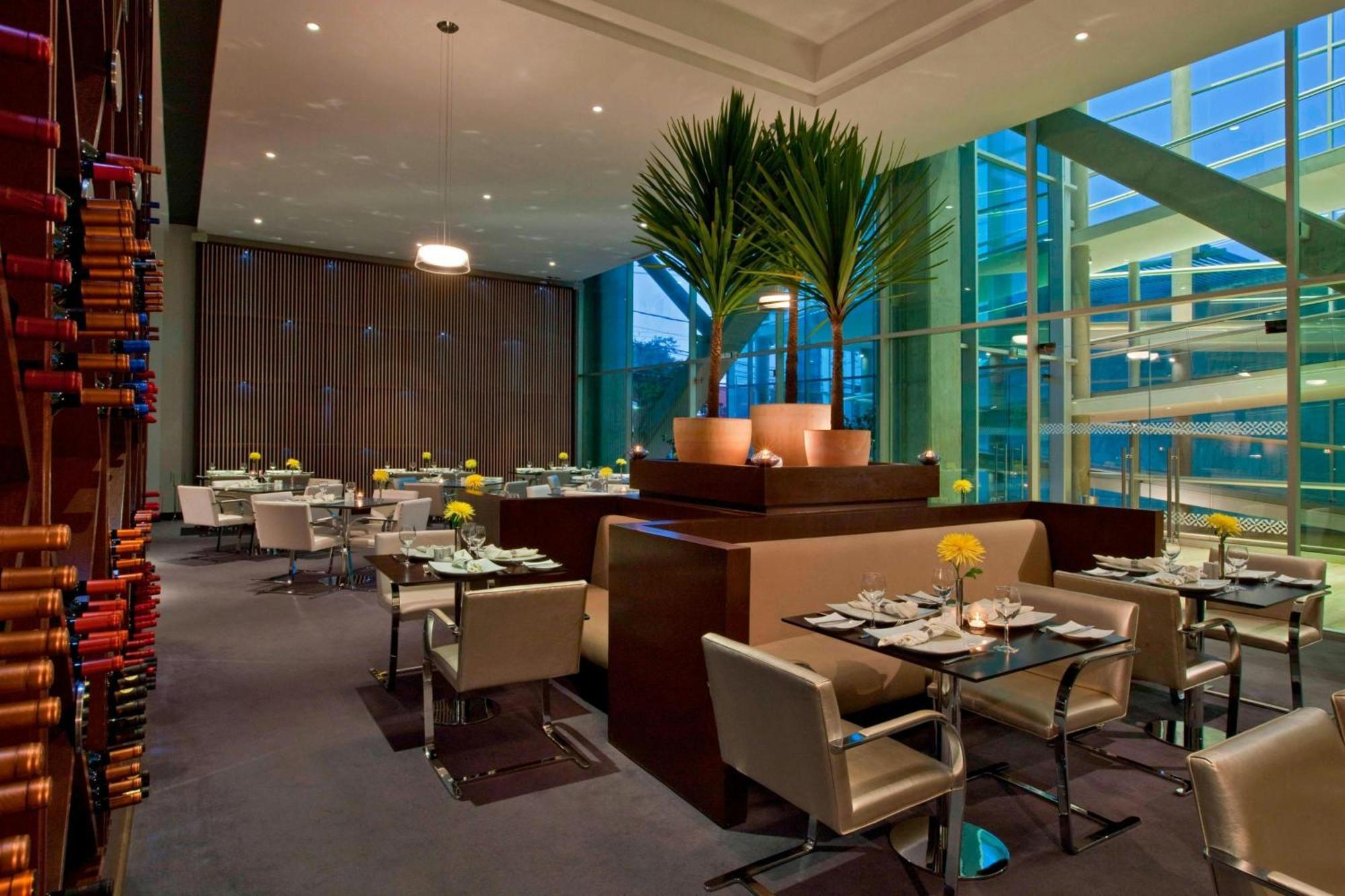 Four Points By Sheraton Los Angeles Exterior photo